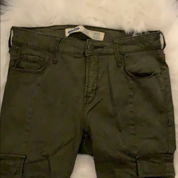 *LIKE NEW* Army green joggers w/side pockets - Picture 4 of 8